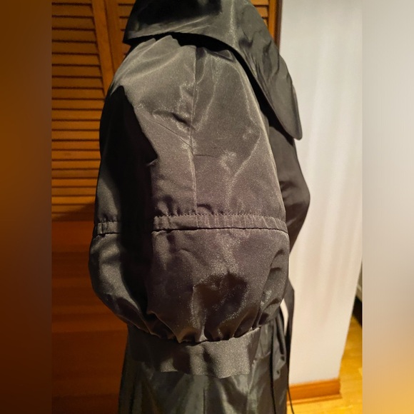 Cynthia Steffe Rain dress. Size 6 - Picture 2 of 8